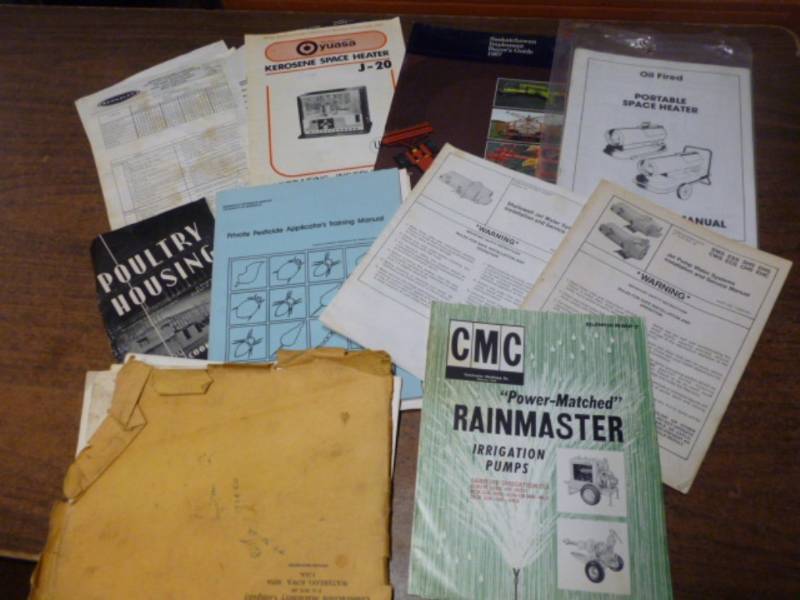 lot 130 image: Manuals