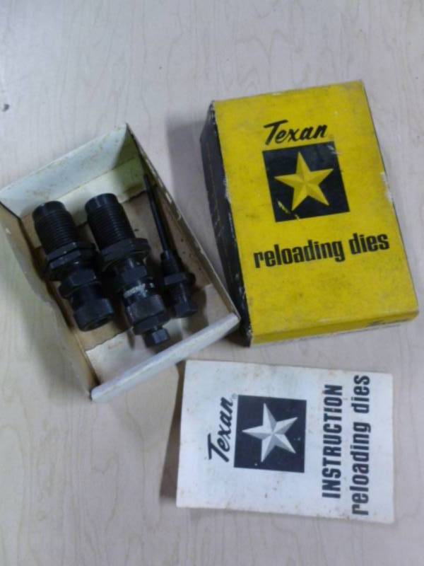 lot 197 image: Reloading Dye