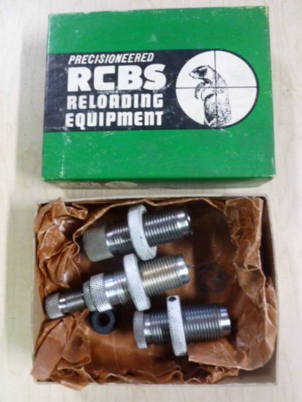 lot 198 image: Reloading Dye