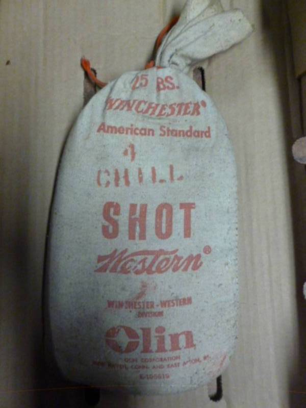 lot 200 image: Reloading Shot