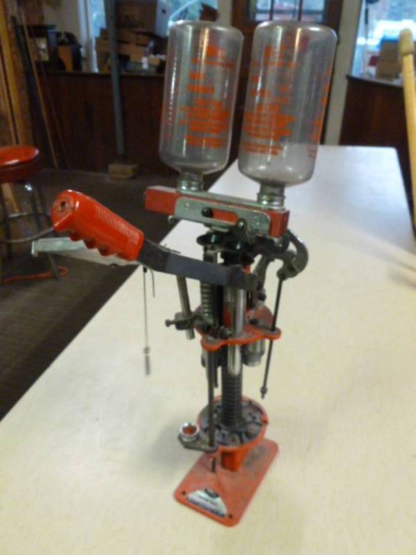 lot 205 image: Ammo Reloader