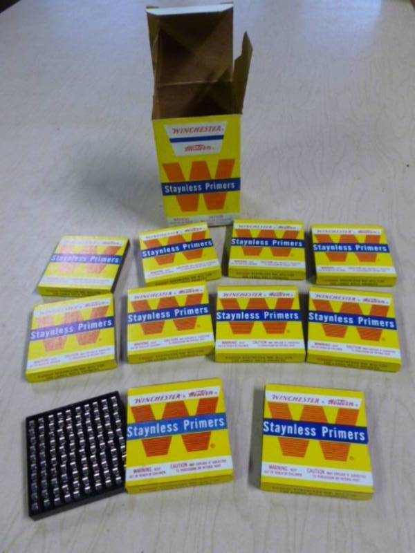 lot 211 image: Vintage Ammo Primers