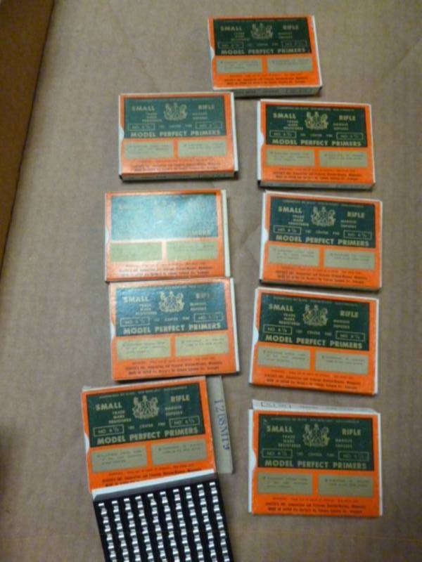 lot 213 image: Ammo Primers