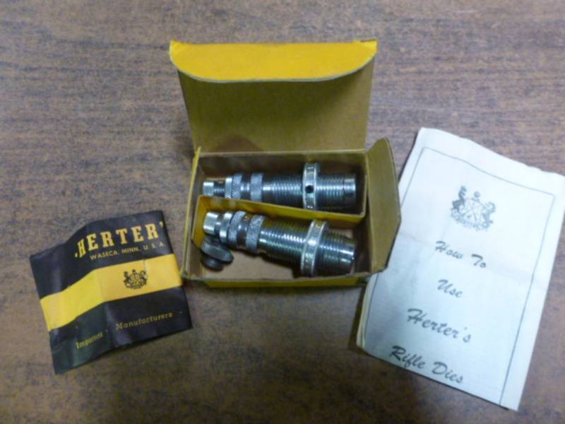 lot 218 image: Vintage Herters