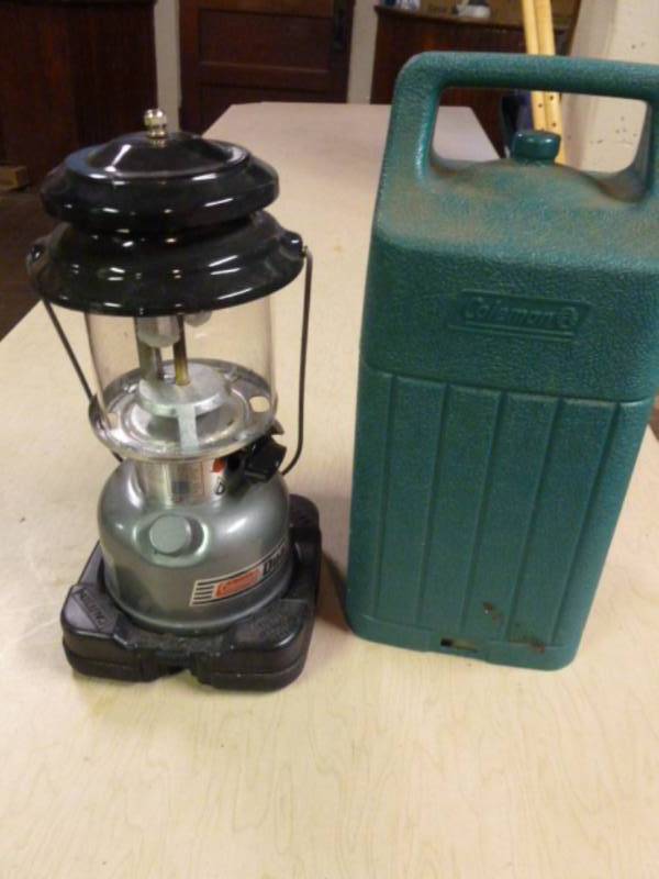 lot 242 image: Coleman Lantern