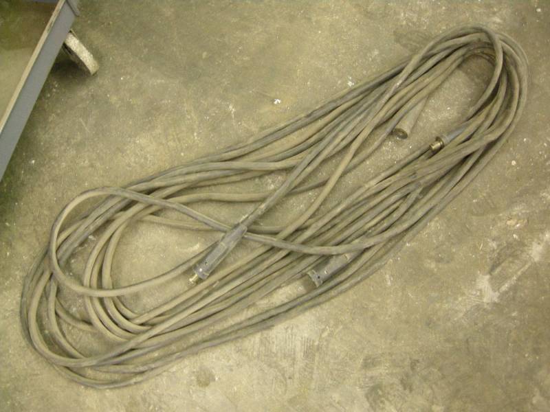 lot 26 image: Tweco Welding Cables