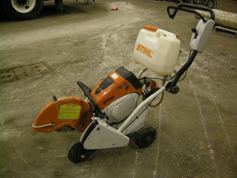 lot 33 image: Stihl TS800 Cut-off Saw