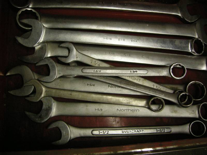 lot 43 image: Large SAE Combination Wrenches