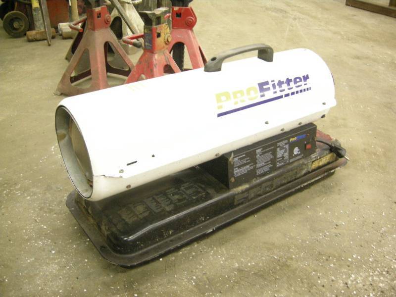 lot 50 image: Profitter Kerosene Torpedo Heater