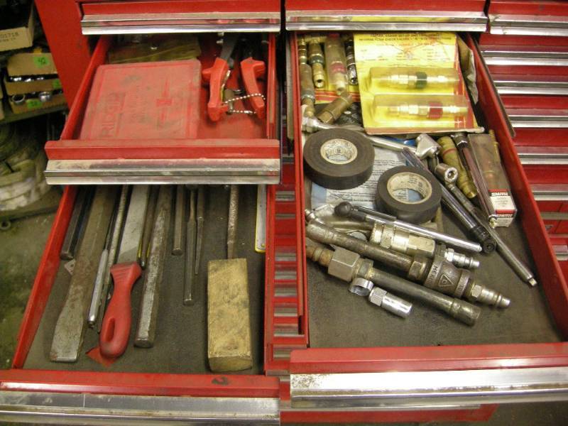 lot 61 image: Punches, Files, Air Accessories, Extractors