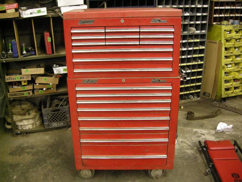 lot 36 image: MAC Rolling Tool Cabinet