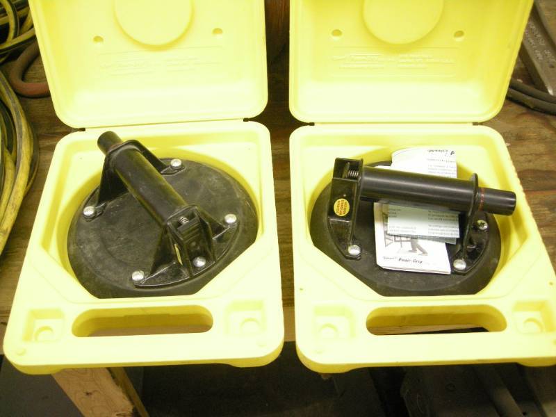 lot 88 image: 2 Woods Powr-Grip Suction Cups