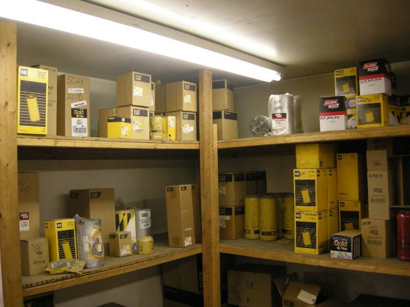 lot 106 image: CAT-Baldwin Big Equipment New Filters