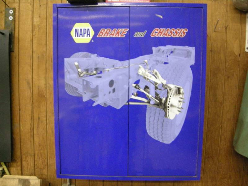 lot 175 image: NAPA Tool Cabinet