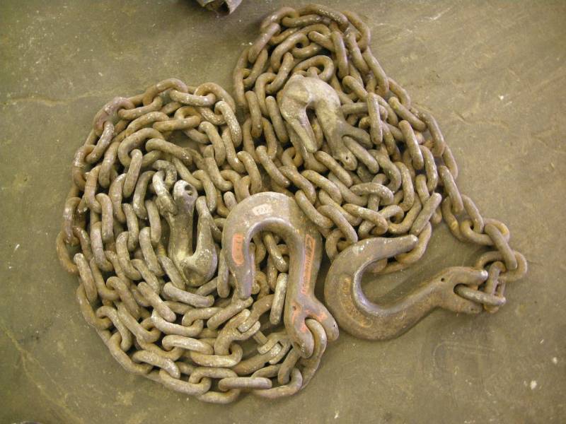 lot 196 image: 2 CM Heavy Duty Herc-Alloy Chains