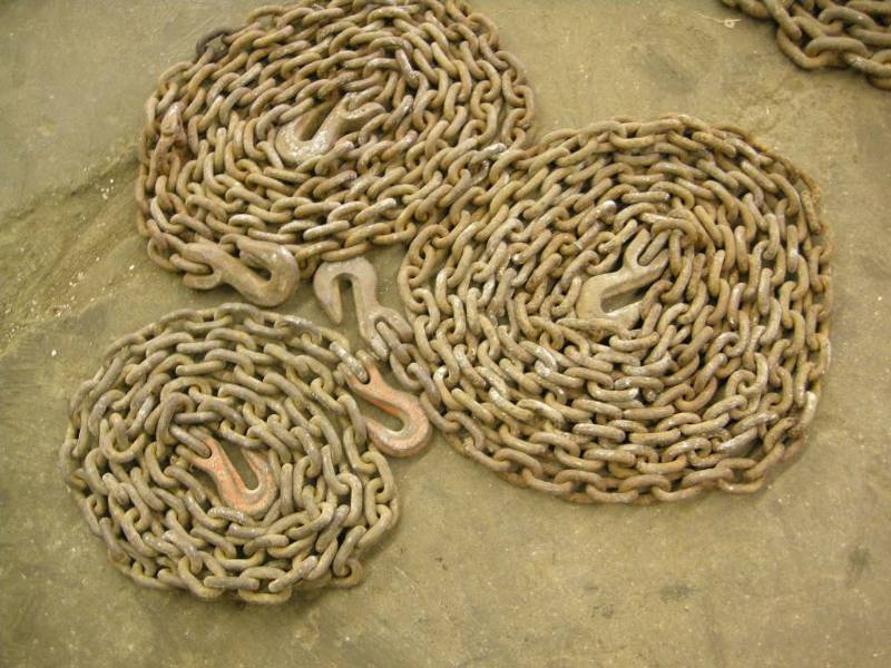 lot 197 image: 3 Heavy Duty Chains