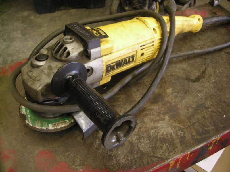 lot 214 image: DeWalt 7in Angle Grinder