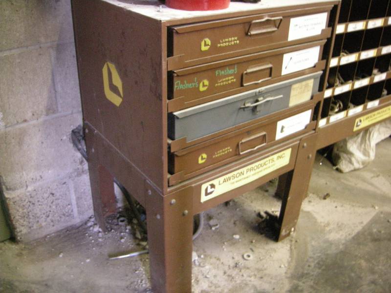 lot 231 image: Lawson Products hardware Organizer Drawer Cabinet