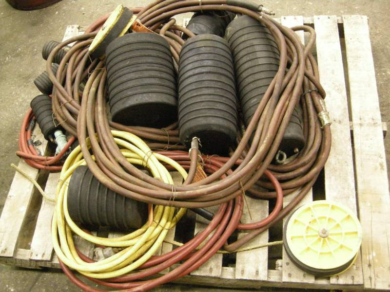 lot 258 image: Sewer Pipe Test Plugs, Air Hose