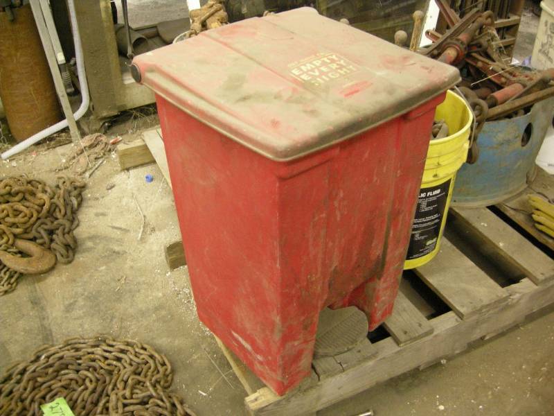 lot 283 image: Waste Can
