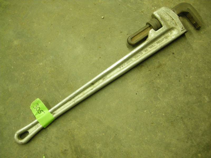lot 305 image: Ridge Tool Aluminum Pipe Wrench
