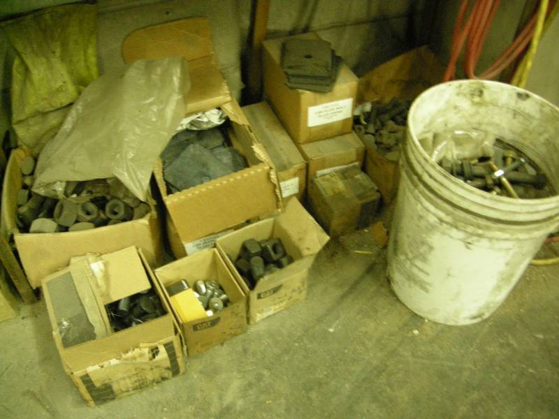 lot 310 image: Heavy Duty Nuts, Bolts, Diamond Disc Wear Plates