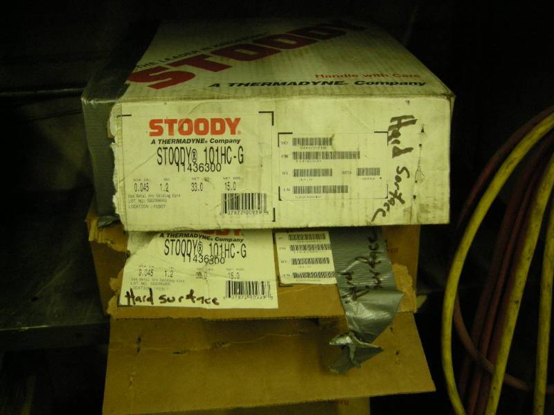 lot 318 image: 2 Boxes Stoody Welding Wire