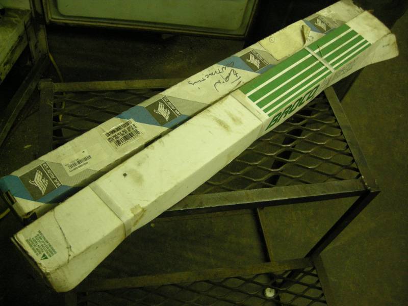 lot 320 image: Cutting, Brazing Rods