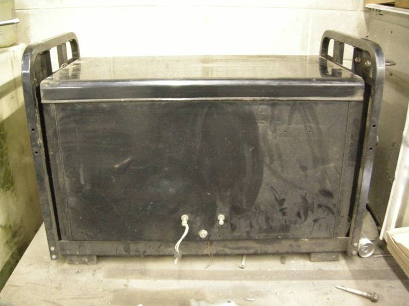 lot 330 image: Toolbox