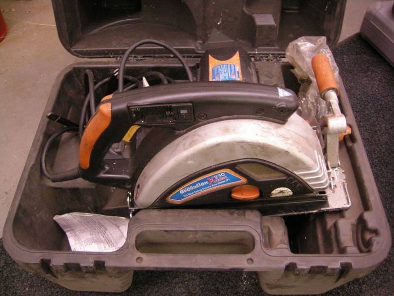 lot 346 image: Evolution TCT Steel Cutting Circular Saw