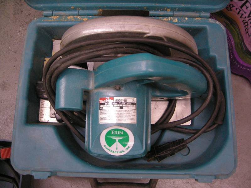 lot 355 image: Makita Circular Saw