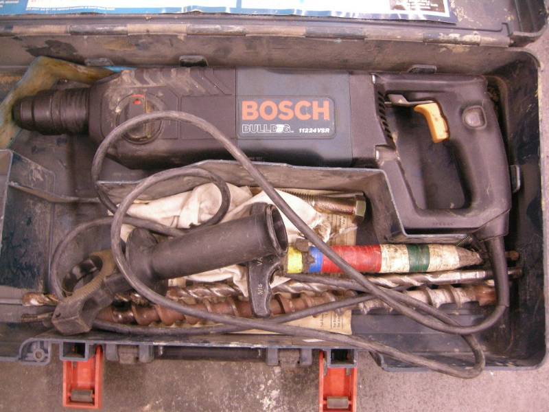 lot 356 image: Bosch Hammerdrill and Accessories