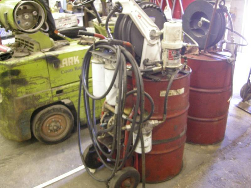 lot 260 image: Barrel, Pump, Filter