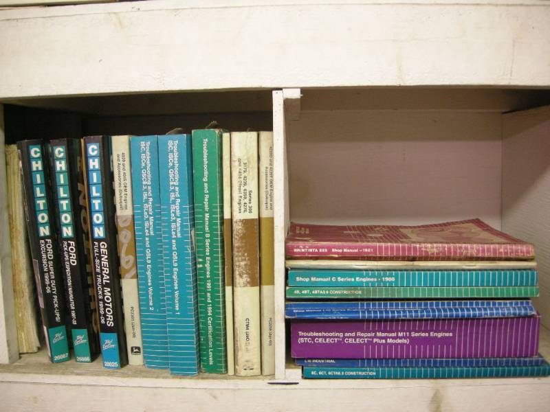 lot 363 image: Chilton-Cummins Manuals