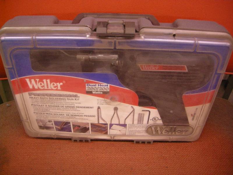 lot 394 image: Weller Professional Soldering Gun Kit