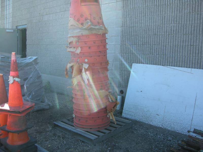 lot 374 image: Orange Manhole Traps