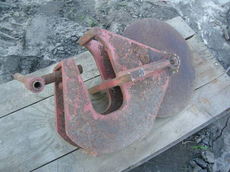 lot 475 image: Asphalt Cutter