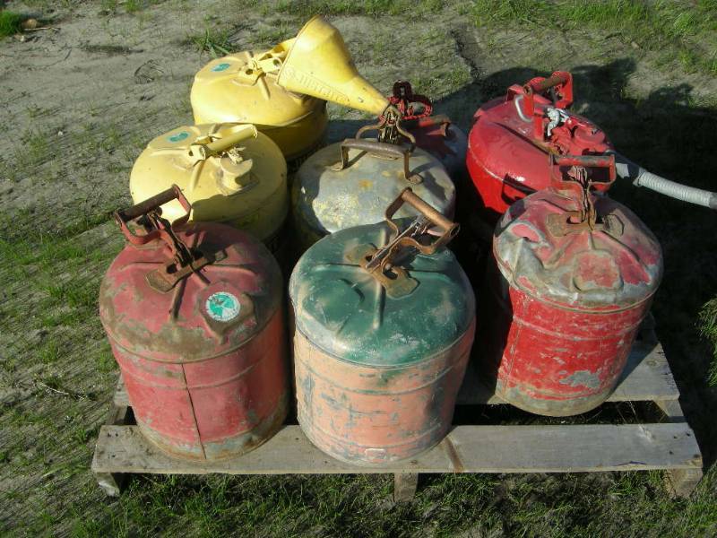 lot 445 image: Group Safety Fuel Cans