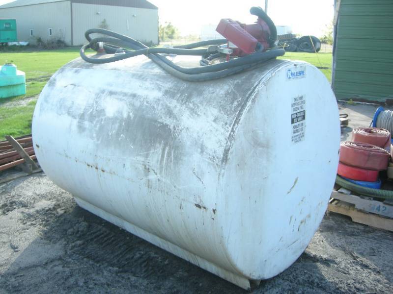 lot 451 image: Diesel Fuel Tank