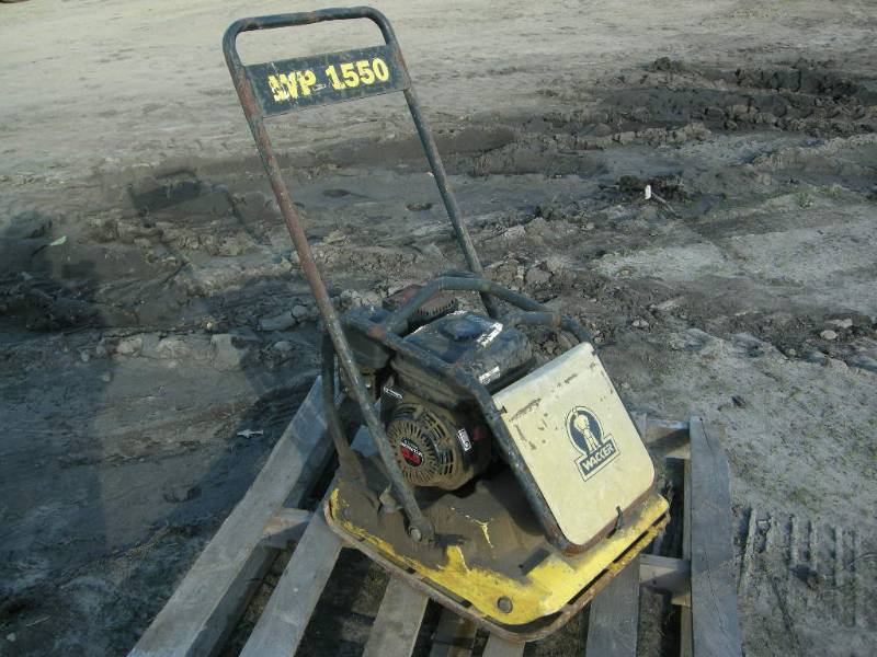 lot 462 image: Wacker Vibrating Compactor