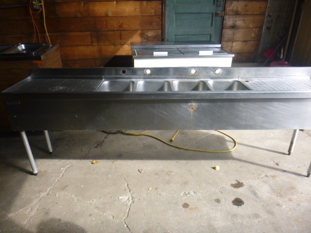 lot 1 image: LaCrosse 4-Bay Compartment Sink