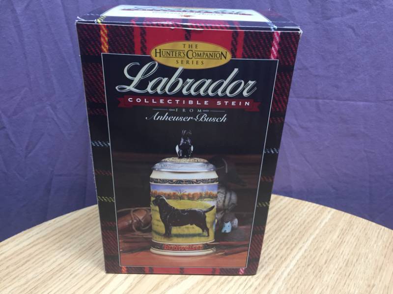 lot 6 image: Budweiser Labrador Stein