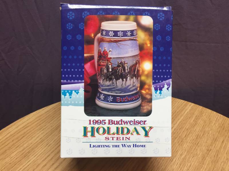lot 14 image: 1995 Budweiser Holiday Stein