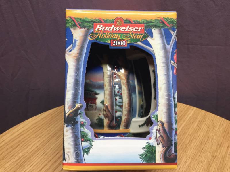 lot 19 image: 2000 Budweiser Holiday Stein