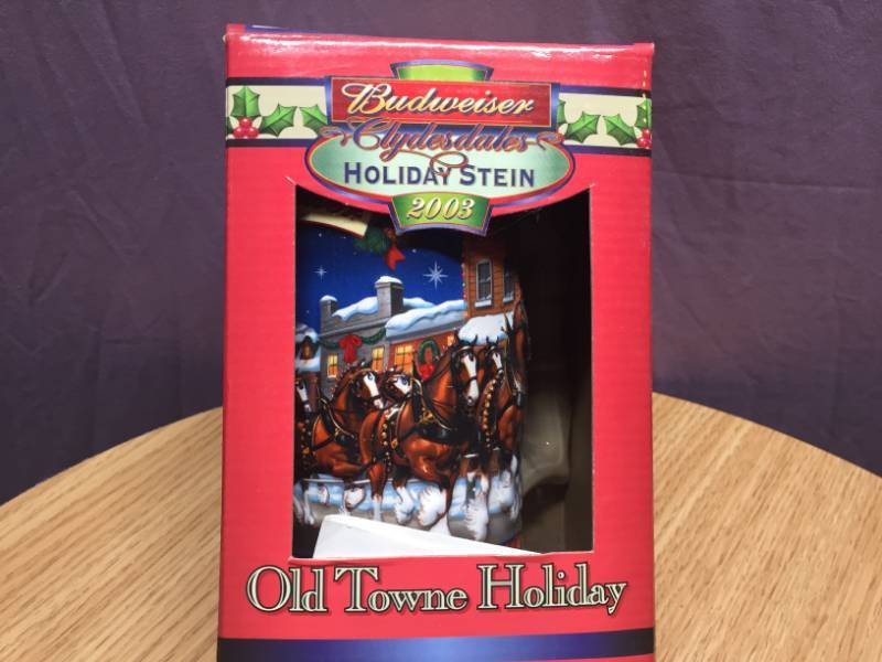 lot 22 image: 2003 Budweiser Holiday Stein