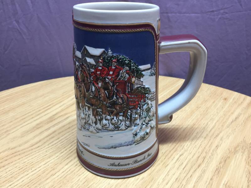 lot 59 image: 1989 Budweiser Stein