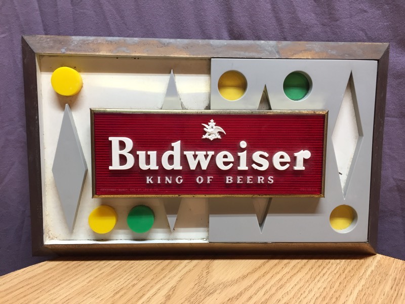 lot 81 image: Vintage Budweiser King of Beers Sign