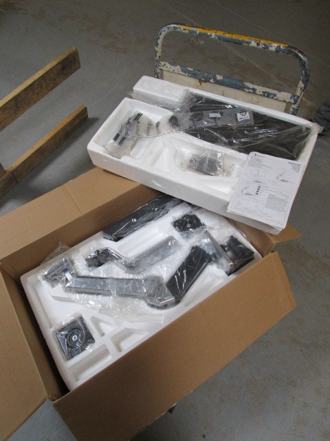 ERGOTRON WORKFIT-A, DUAL ERGONOMIC COMPUTER WORKSTATION