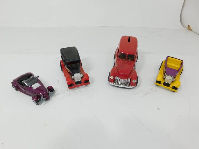 lot 42 image: Four Collectors Toy Cars
