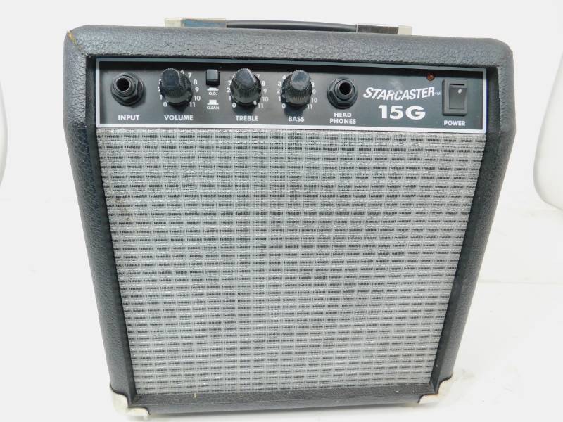 lot 82 image: Starcaster 15G Solid State Guitar Amp